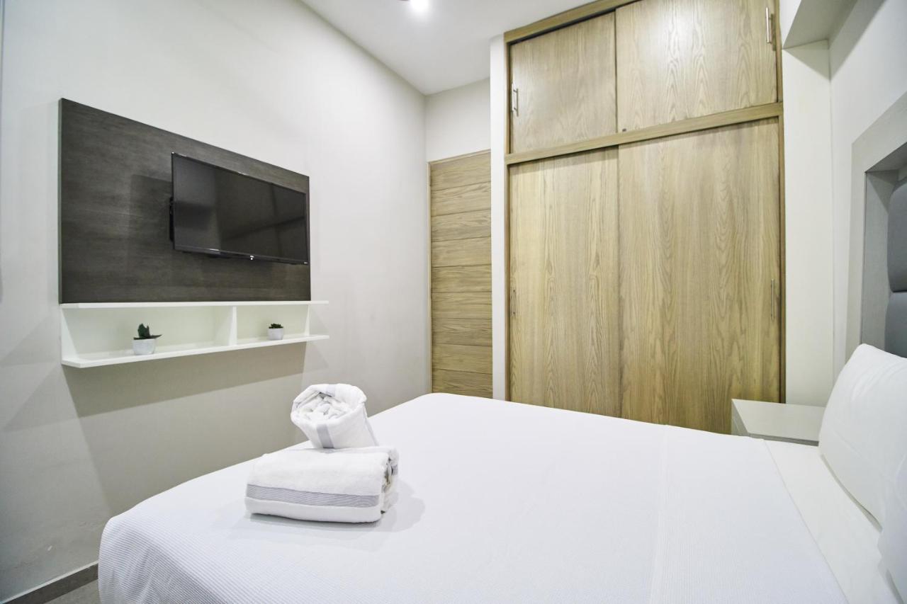 Torre 42 Playa Del Carmen By Lockey Aparthotel Exteriör bild